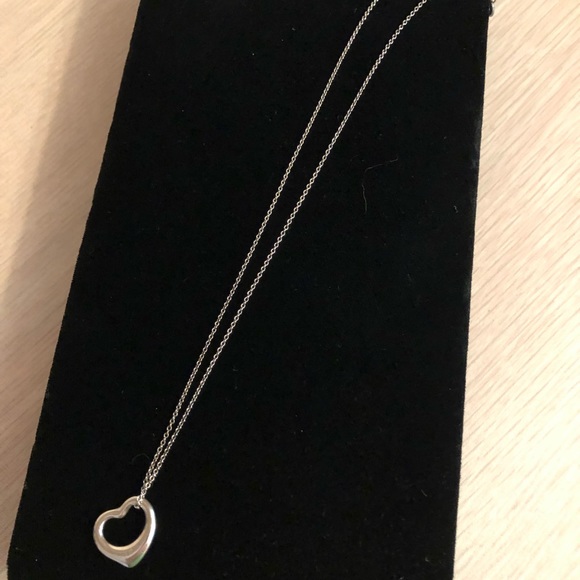 Tiffany and Co silver heart necklace - Picture 2 of 3